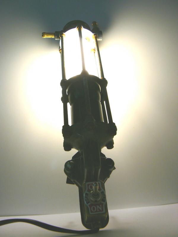 Настеный светилник (Фото 4)